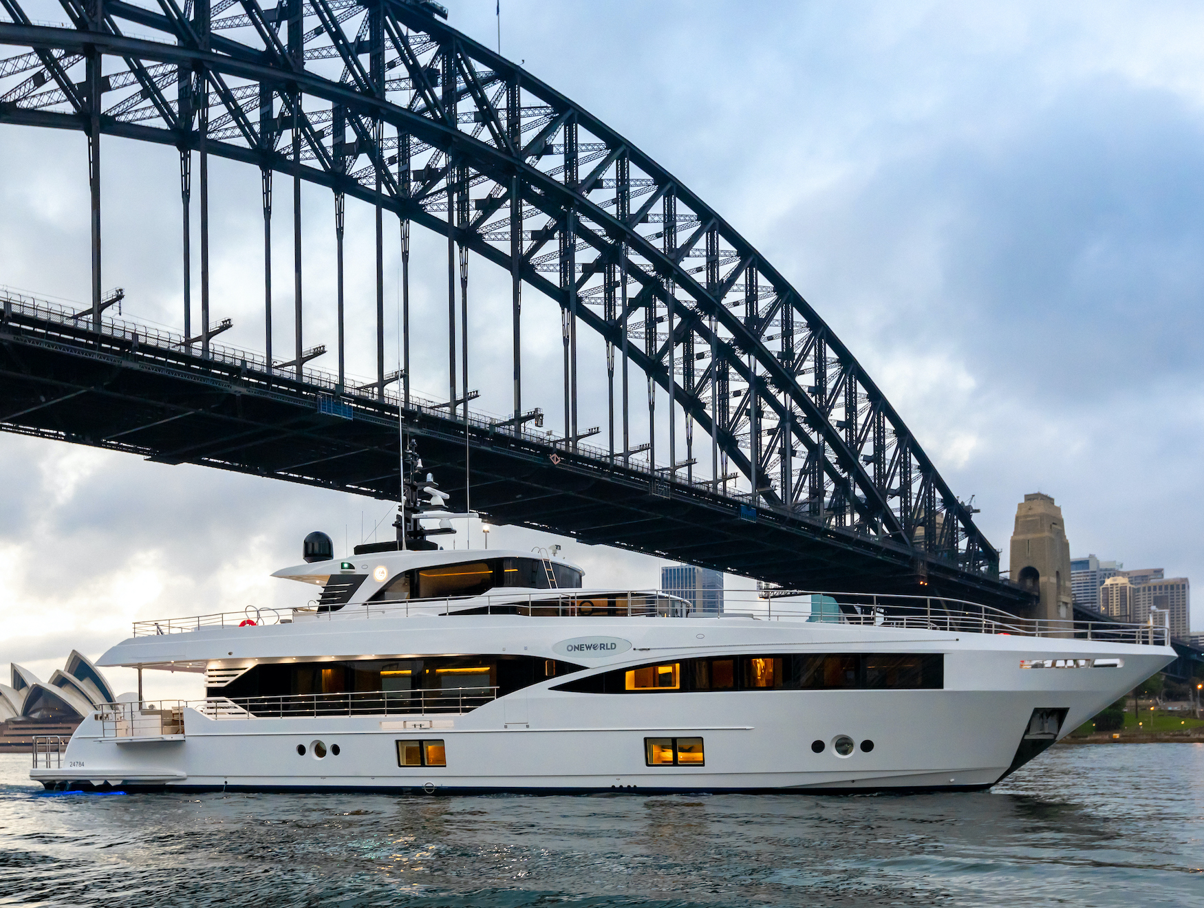 Super Yacht Charters on One World - Sydney Sea & Sunshine